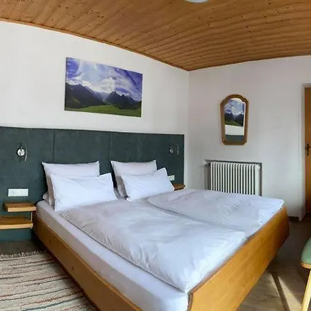 Fruehstueckspension Gaestehaus Zum Weissen Roessl Inn Wallgau