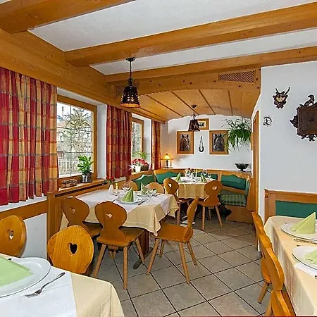 Inn Zum Weissen Rössl Wallgau
